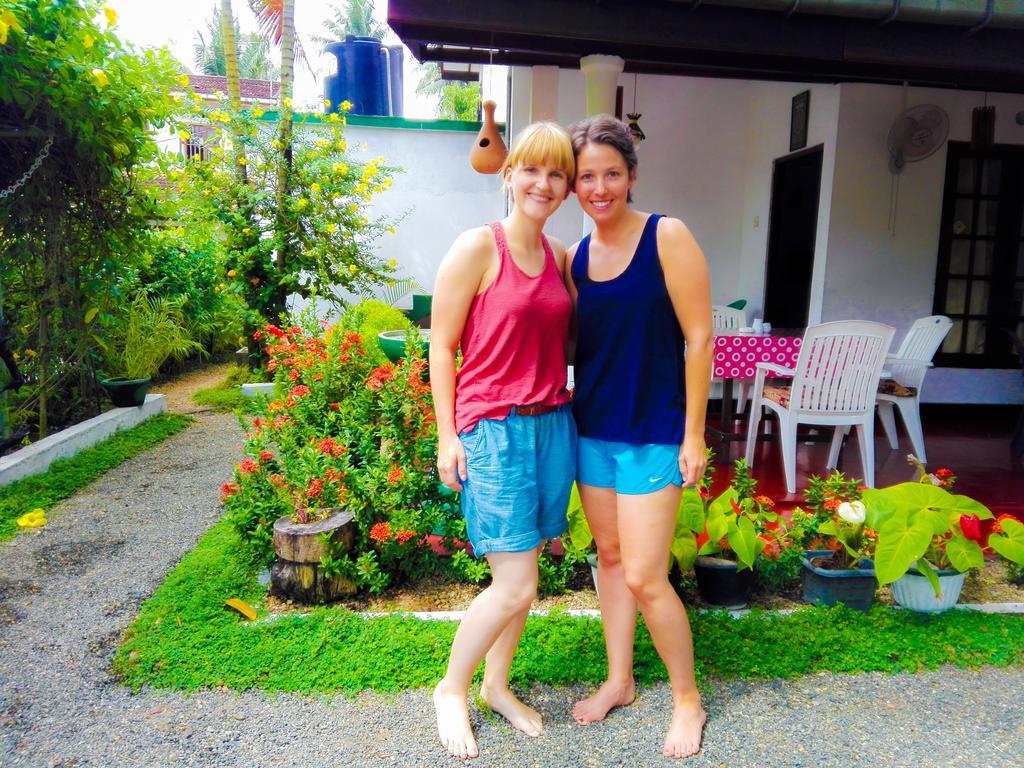 The Bay House Hotel Weligama Bagian luar foto